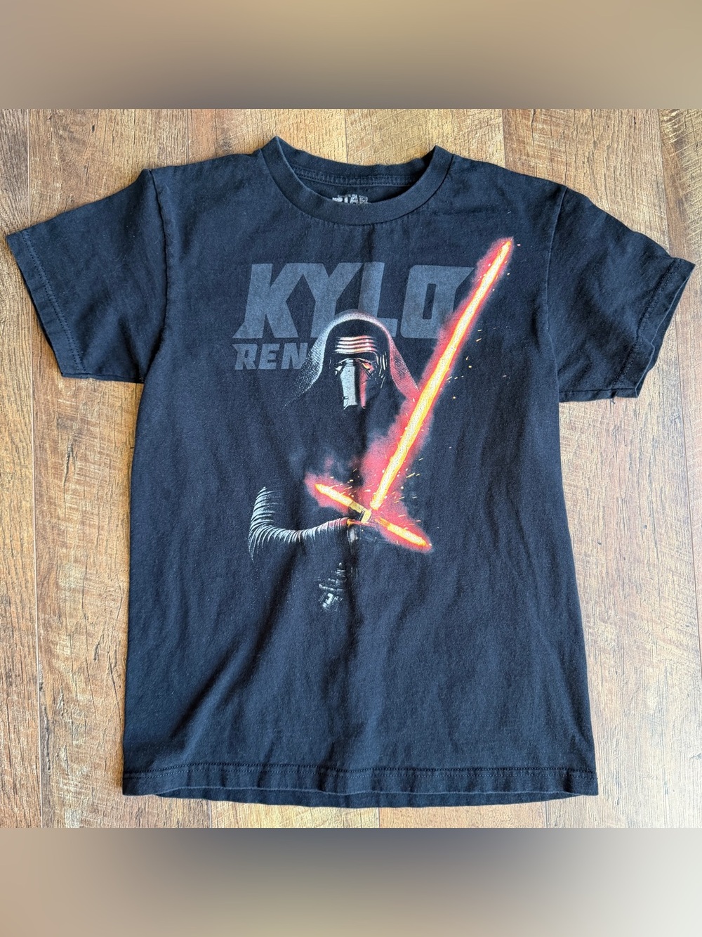 Star Wars Youth Kylo Ren Crew Neck Short Sleeve The Force Awakens Black Small